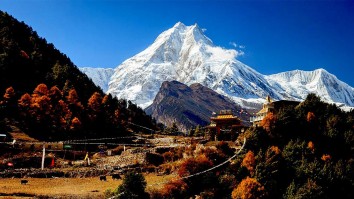 Manaslu Tsum Valley Trek